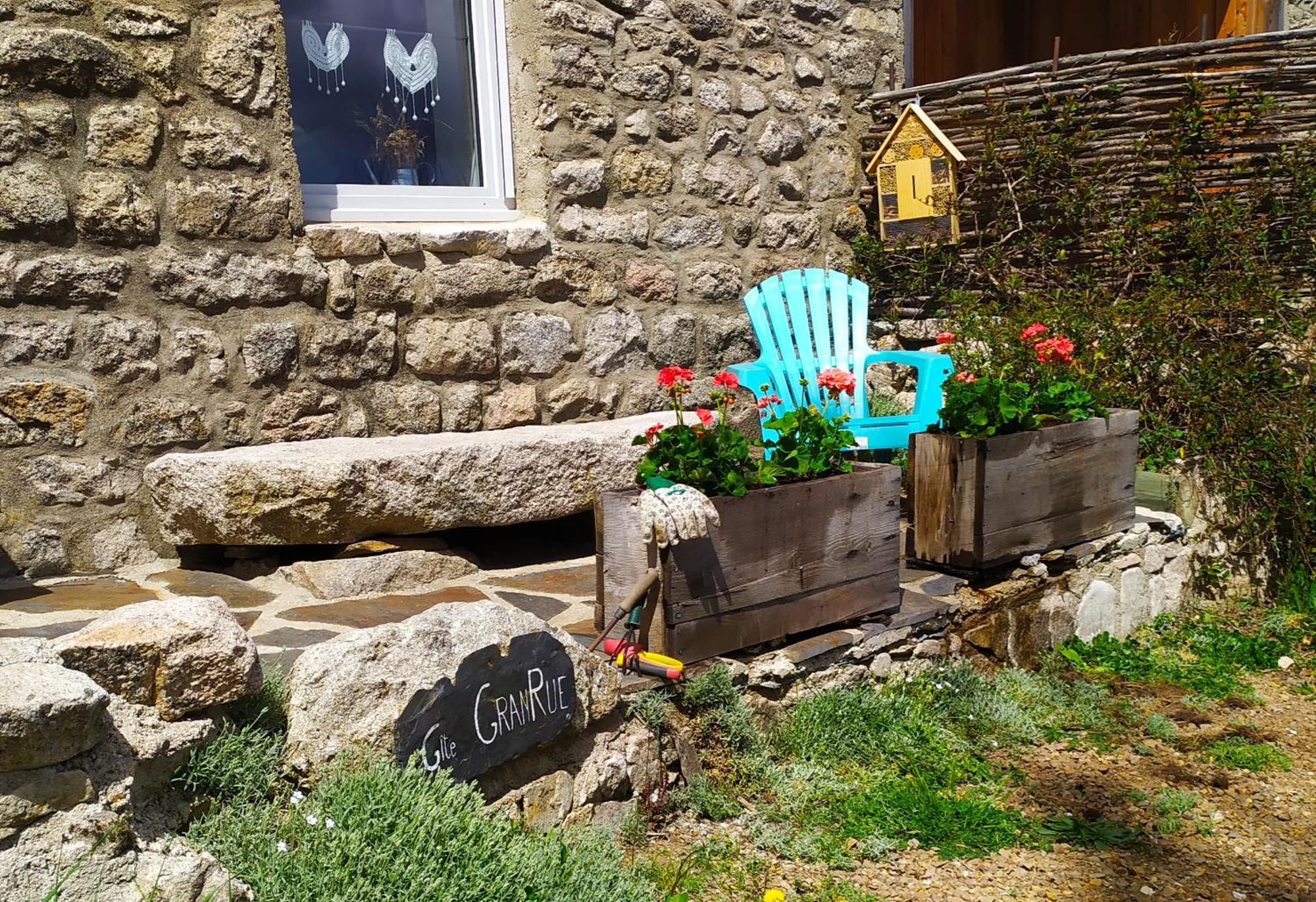 Gites La Boletiere Saint-Étienne-du-Valdonnez Rum bild